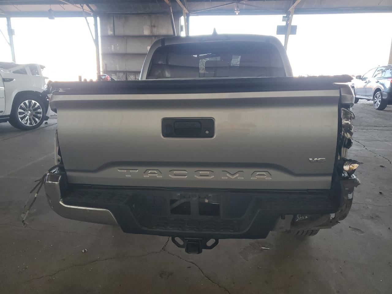 2020 Toyota Tacoma - Image 6