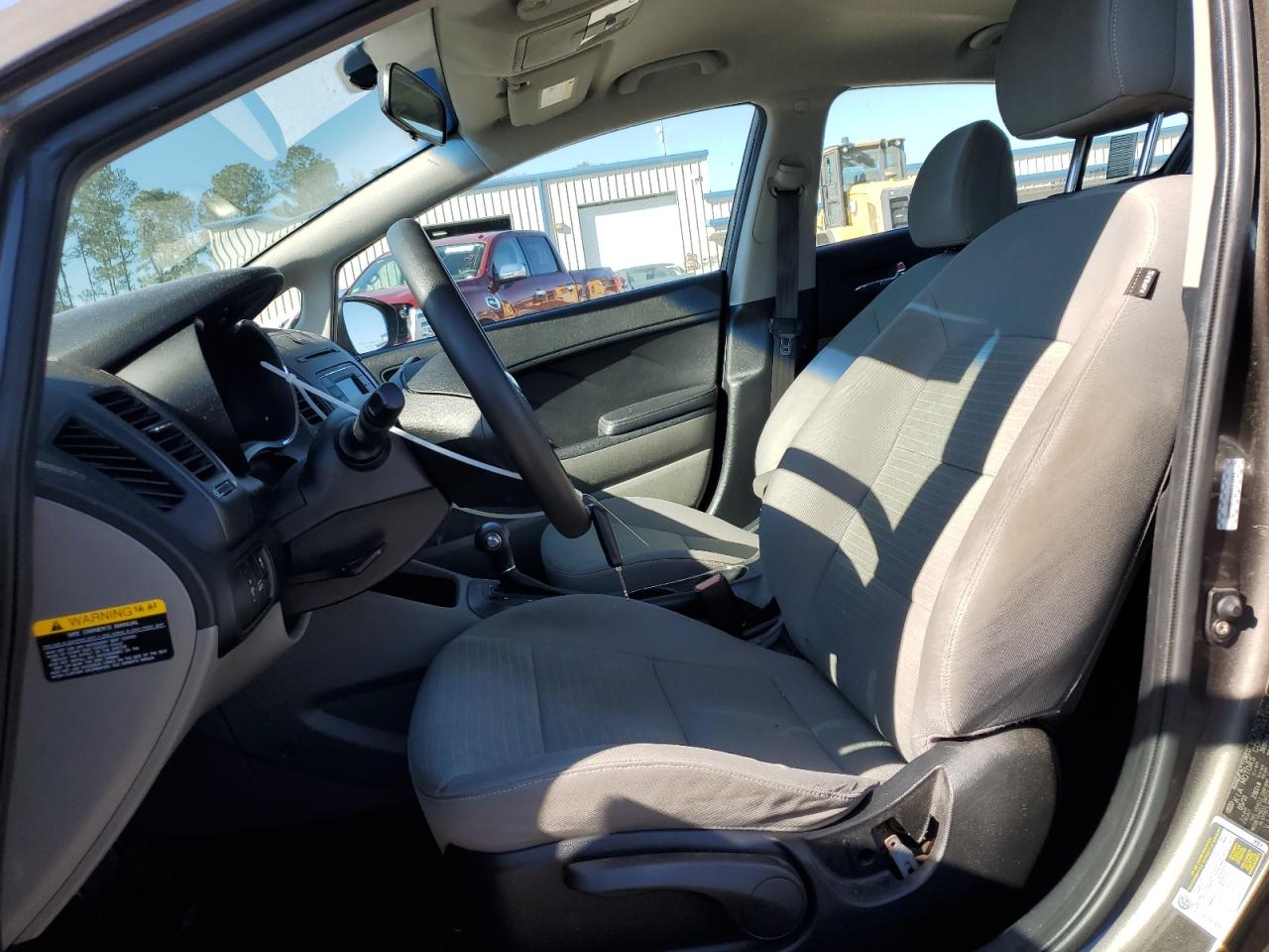2014 Kia Forte - Image 7