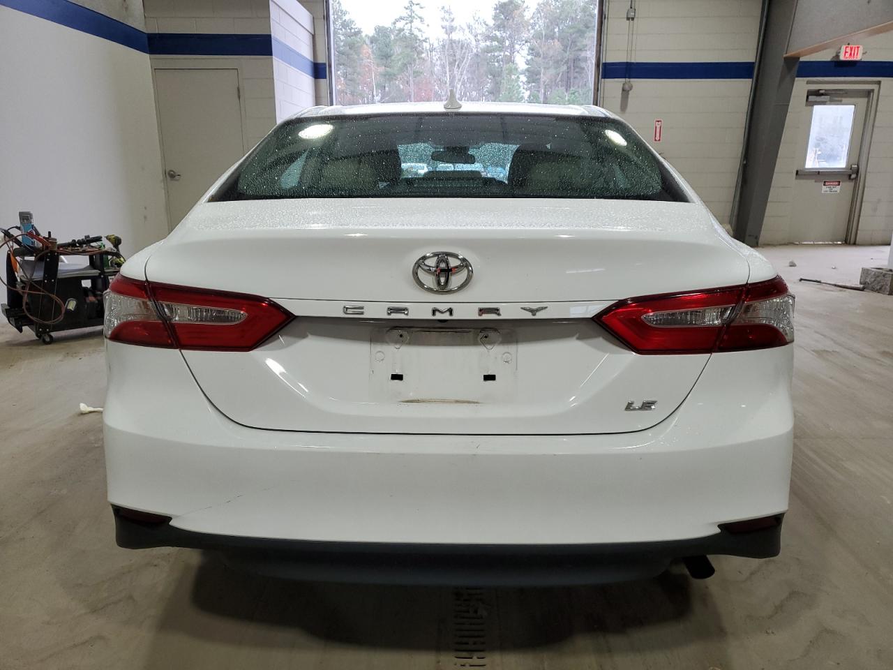 VIN 4T1B11HK2KU834537 2019 TOYOTA CAMRY no.6