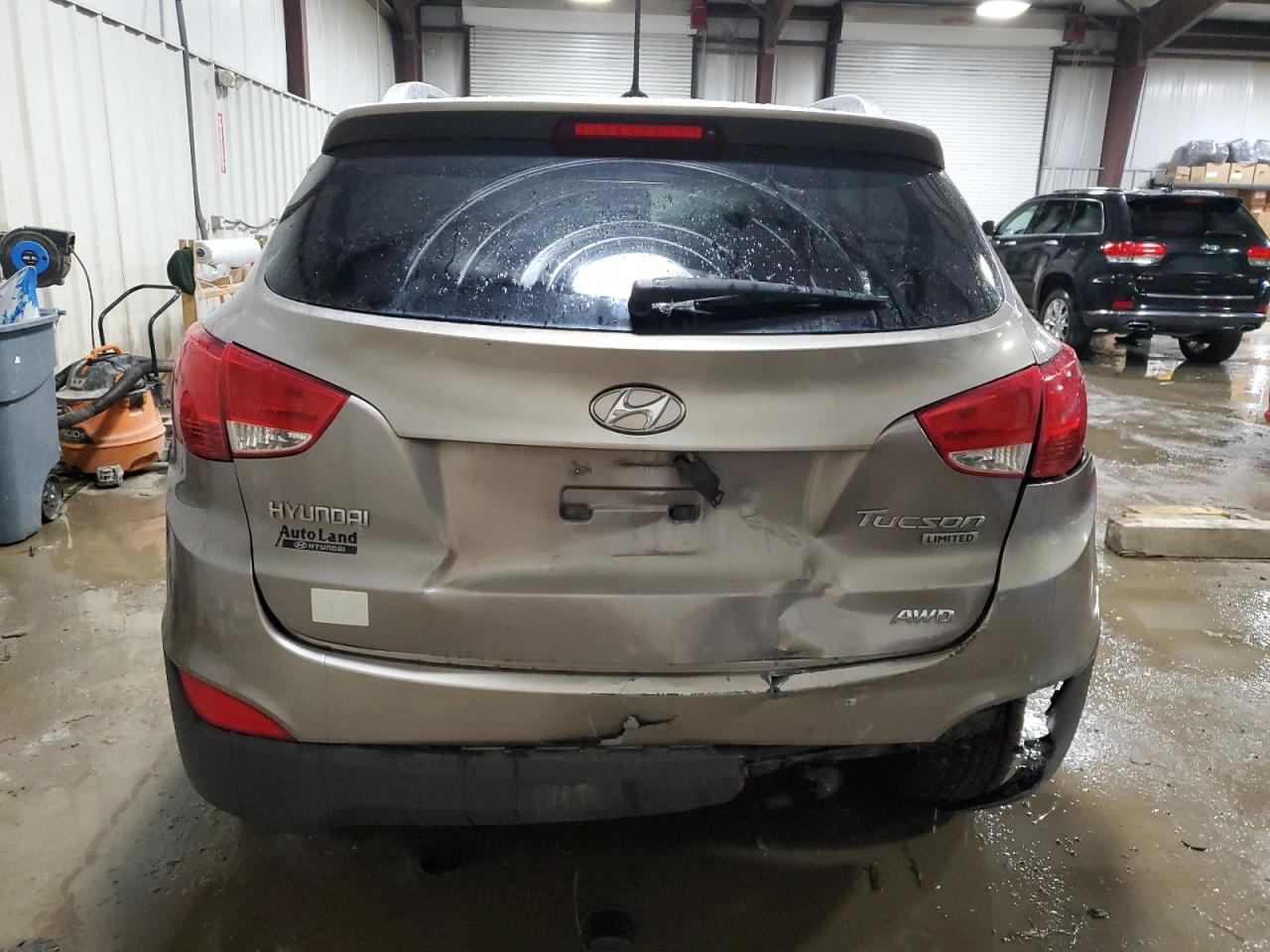 2012 Hyundai Tucson - Image 6