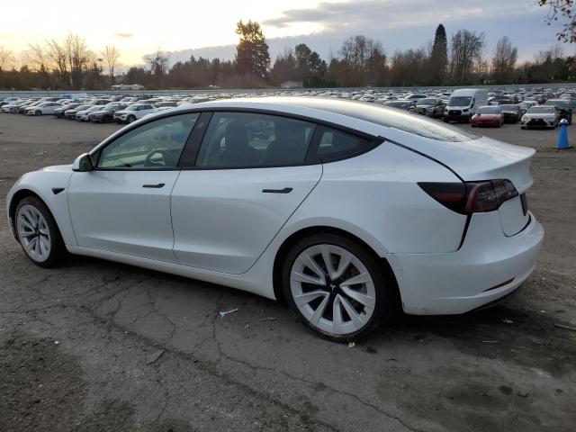  TESLA MODEL 3 2022 Белы