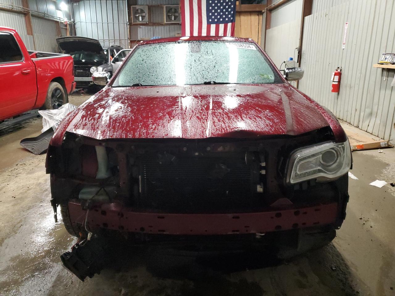 2019 Chrysler 300 - Image 5