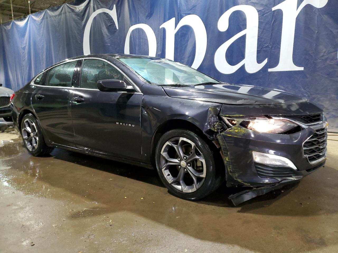 2023 Chevrolet Malibu - Image 4