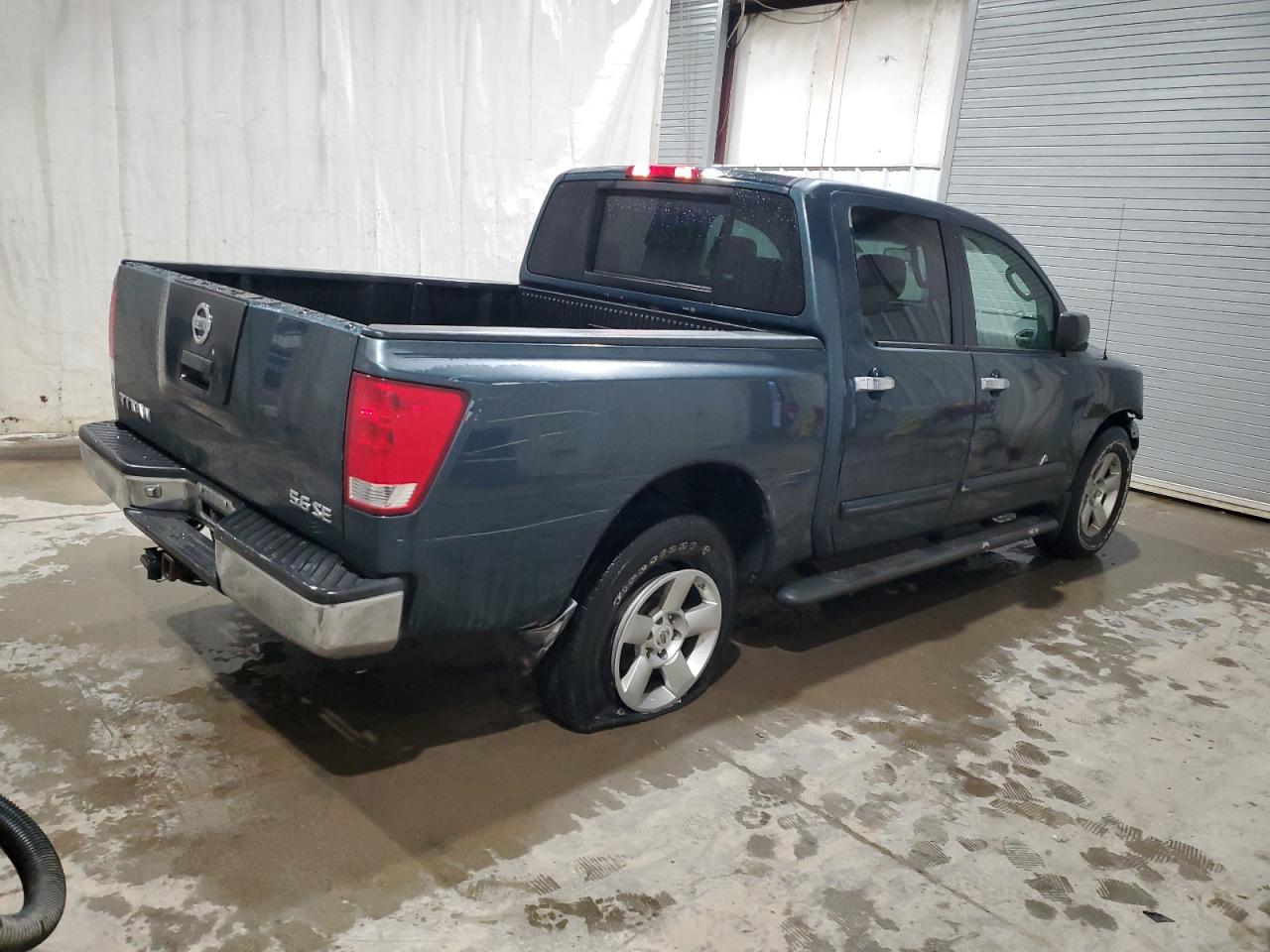 2006 Nissan Titan - Image 3