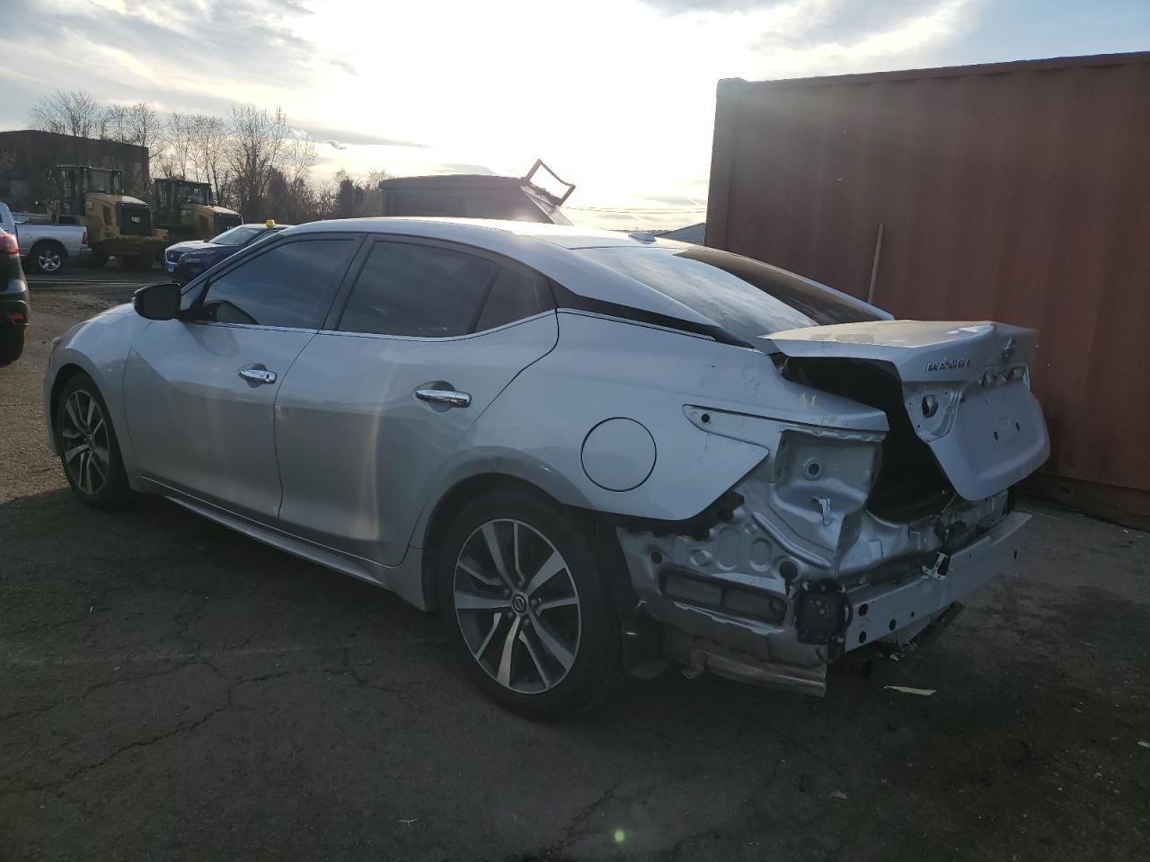 2020 Nissan Maxima - Image 2