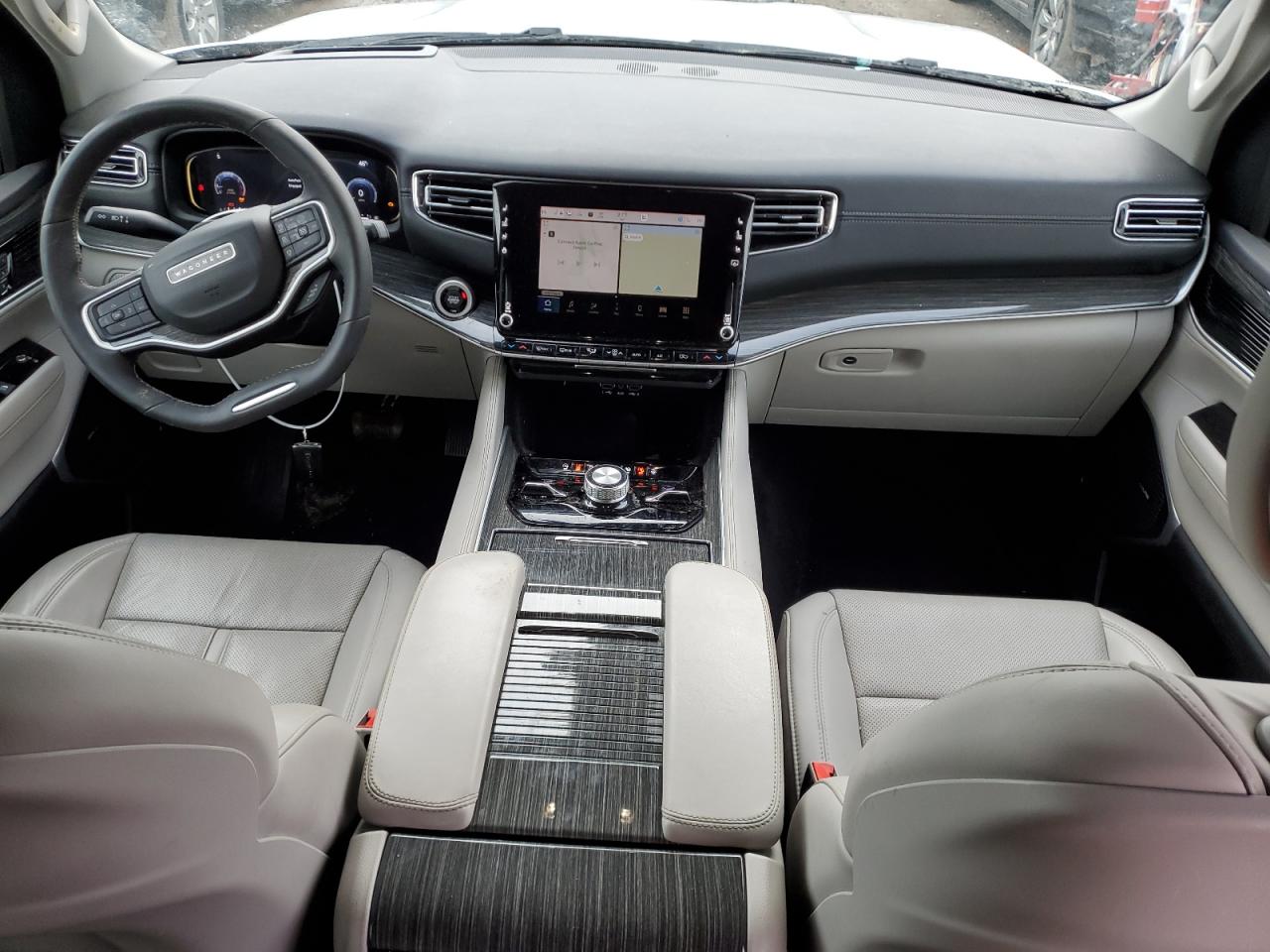 2022 Jeep Grand Wagoneer - Image 8