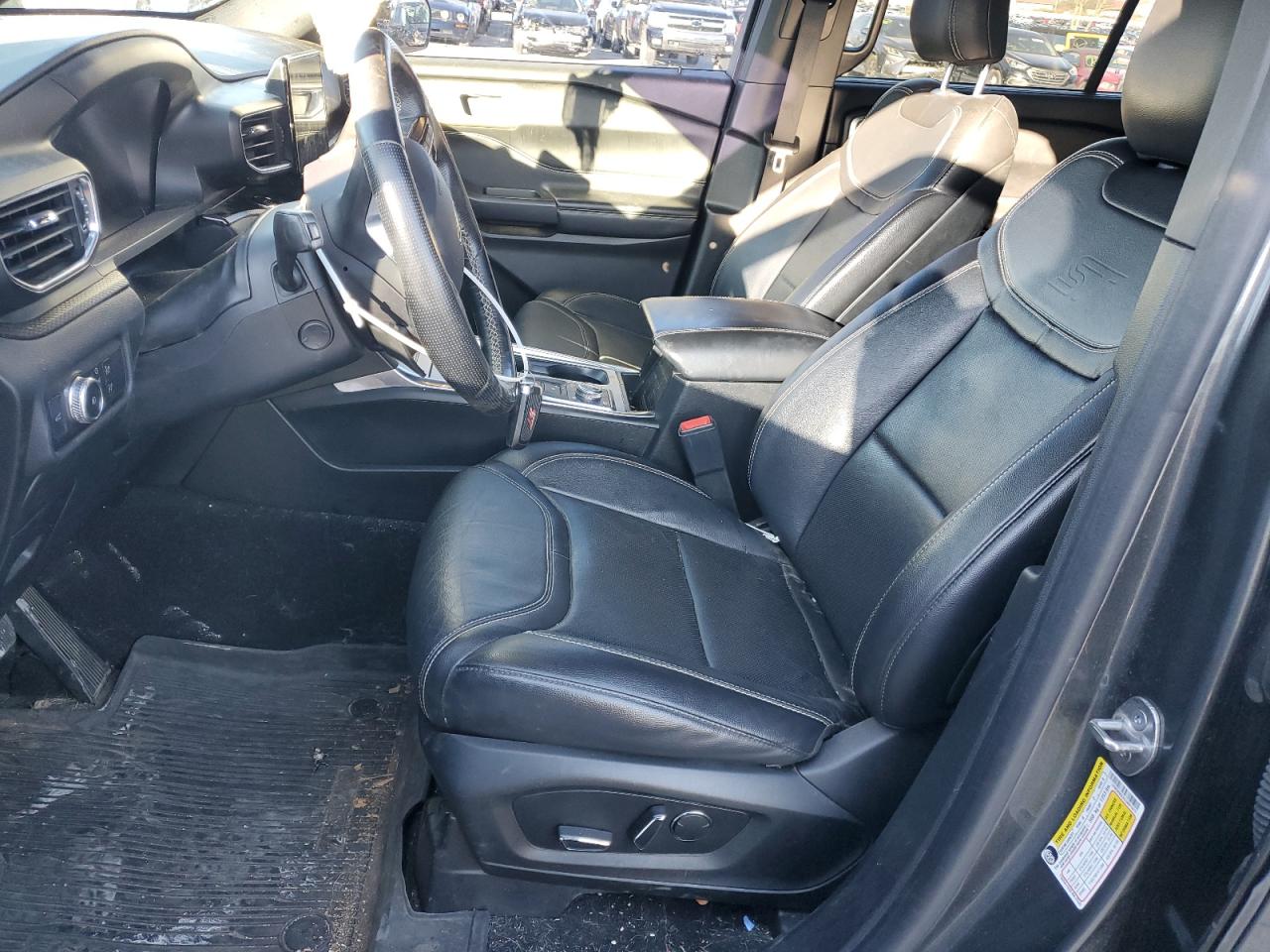 2020 Ford Explorer - Image 7