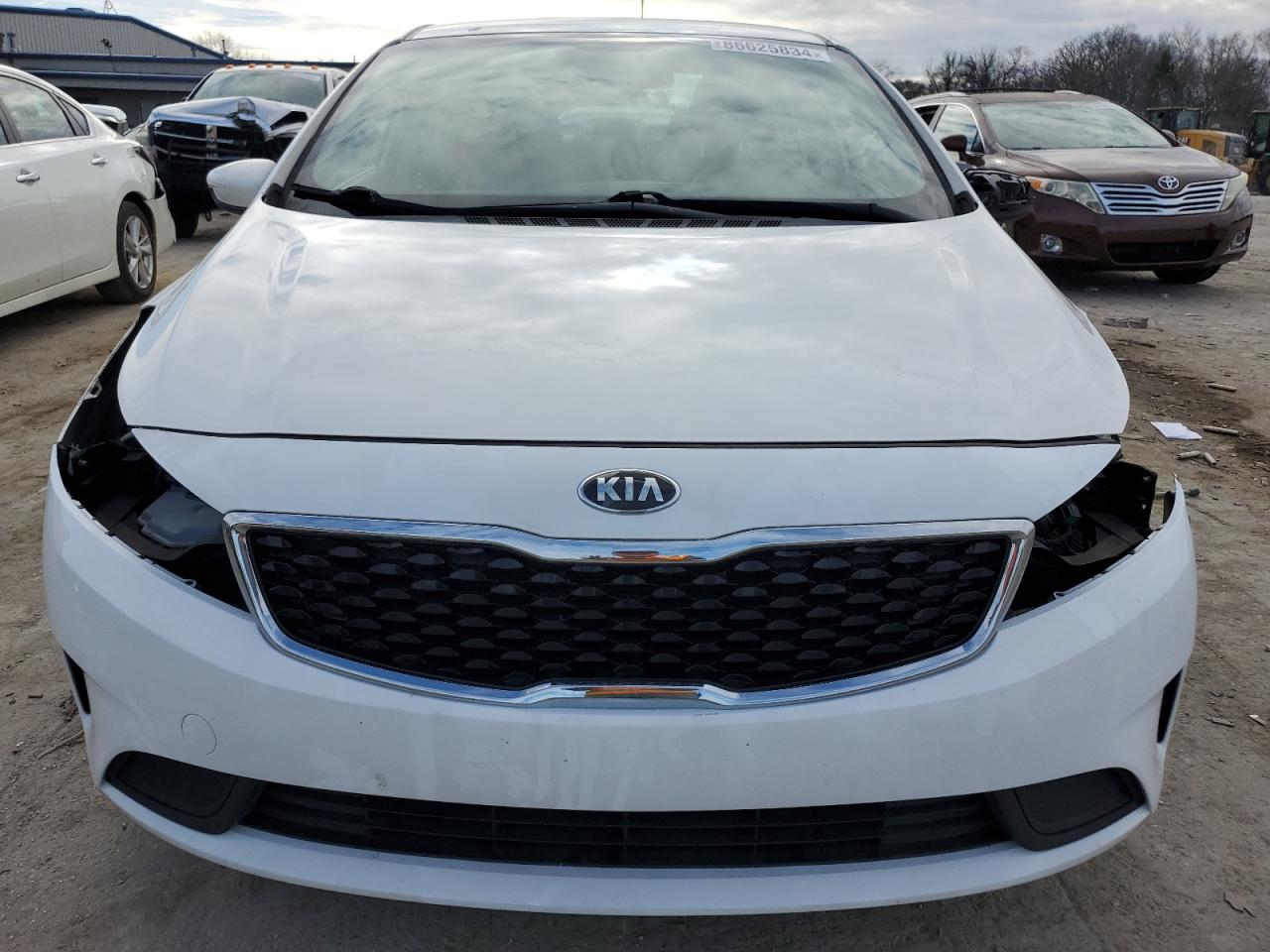 VIN 3KPFL4A78HE023808 2017 KIA FORTE no.5