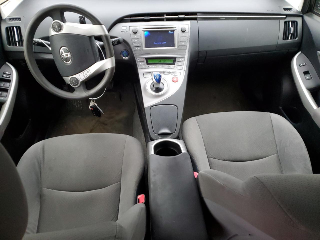 2012 Toyota Prius - Image 8
