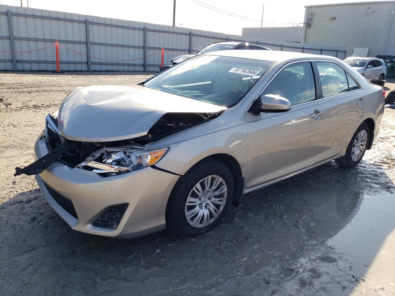 VIN 4T1BF1FK2DU713773 2013 TOYOTA CAMRY no.1