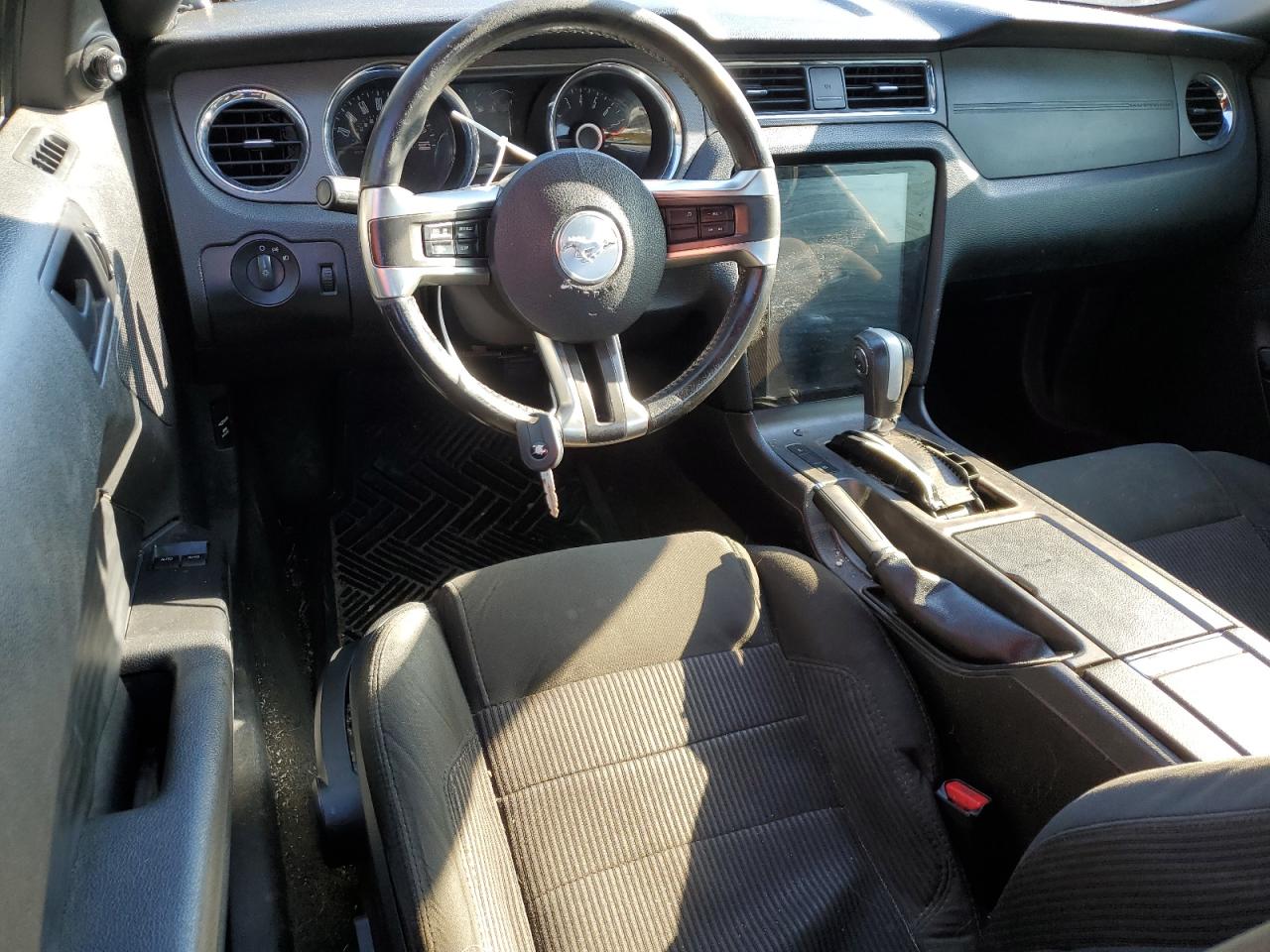 2014 Ford Mustang - Image 8