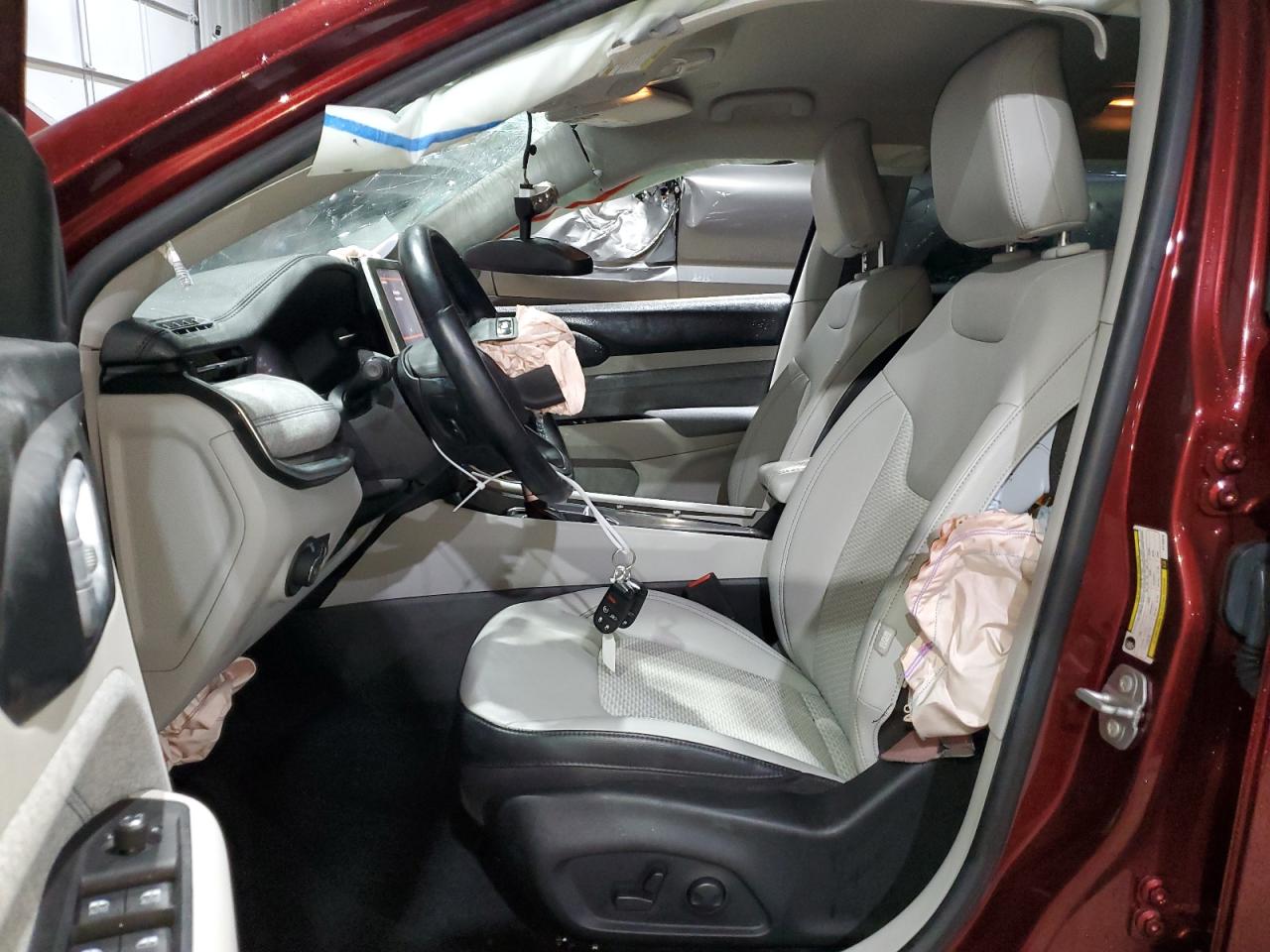 2022 Jeep Compass - Image 7