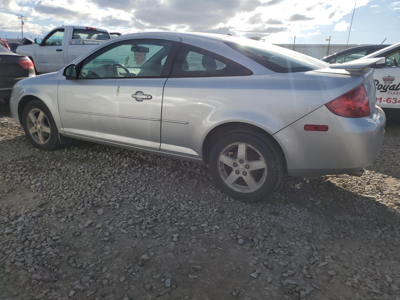 2007 Pontiac G5 - Image 2