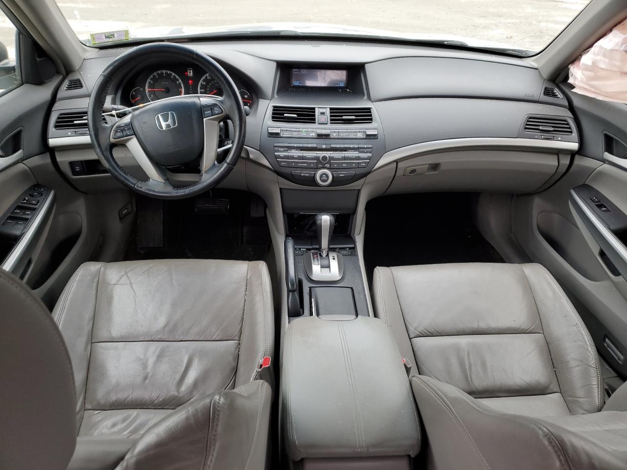 2009 Honda Accord - Image 8