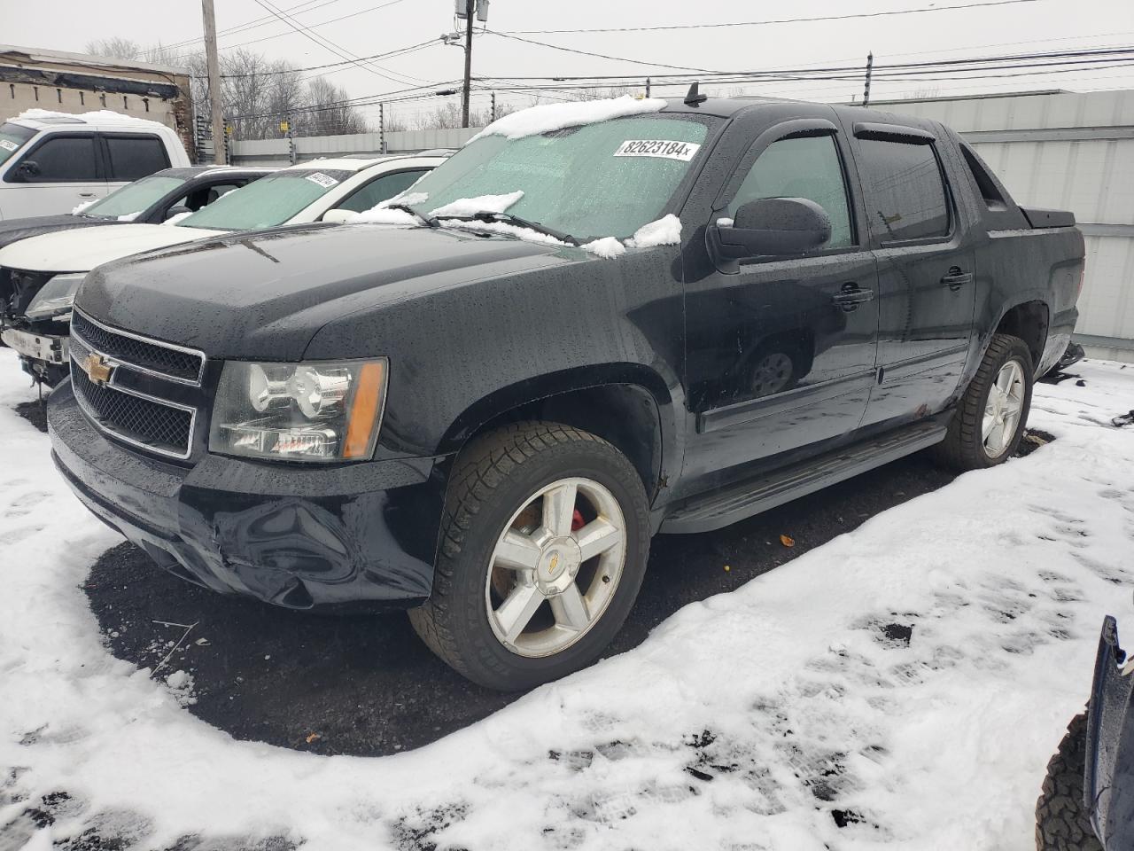 2007 Chevrolet Avalanche K1500 for Sale in New Britain, CT - Minor Dent/Scratches