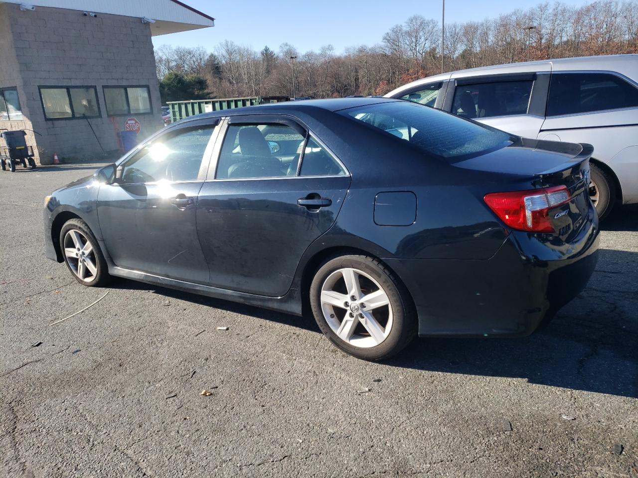 VIN 4T1BF1FK5DU690716 2013 TOYOTA CAMRY no.2