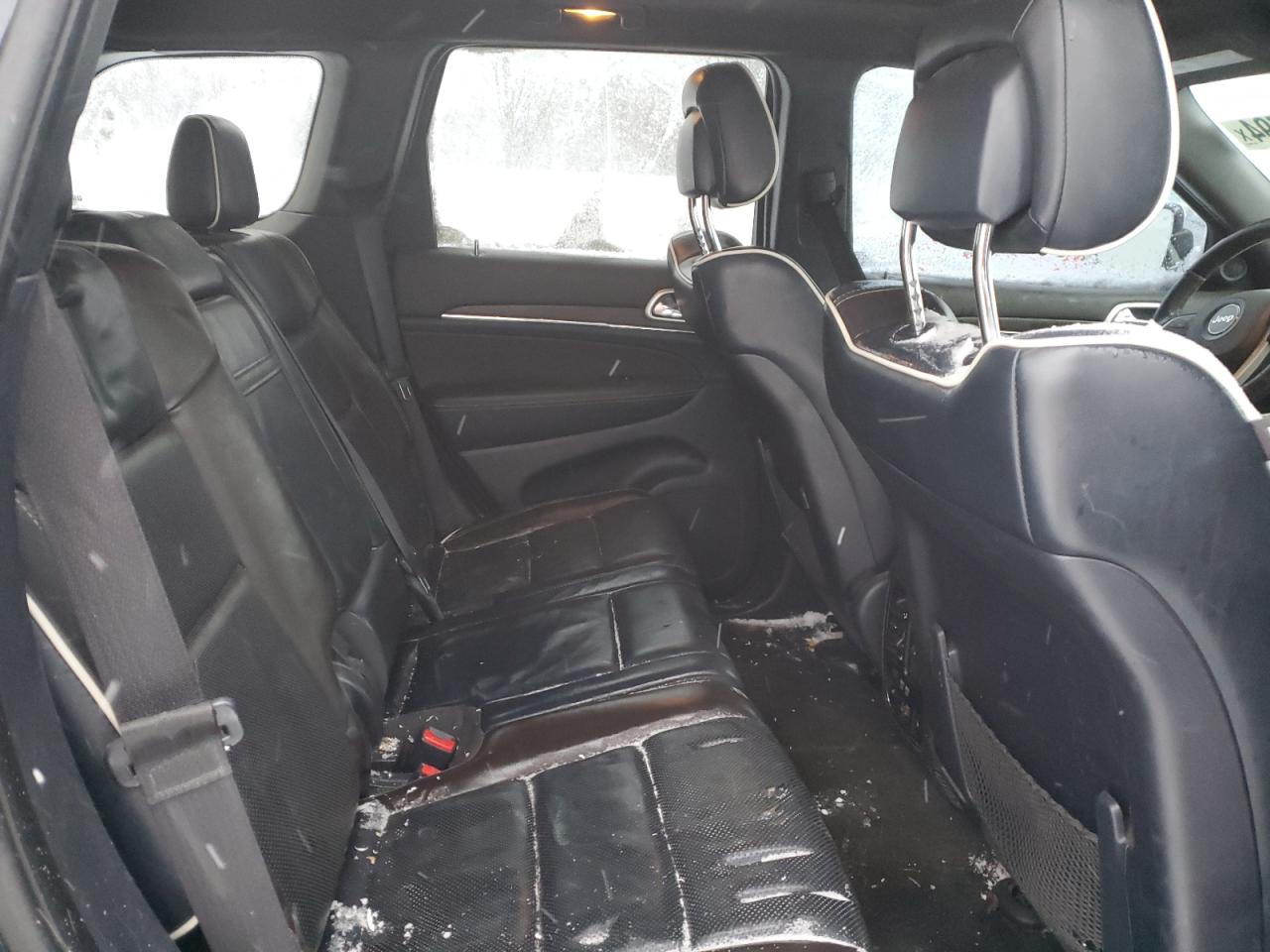 2015 Jeep Grand Cherokee - Image 11