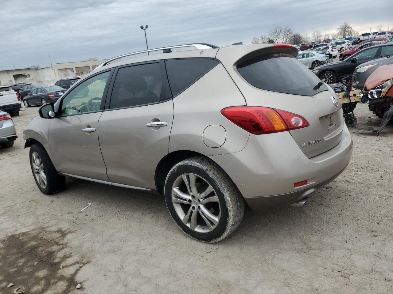 2010 Nissan Murano - Image 2