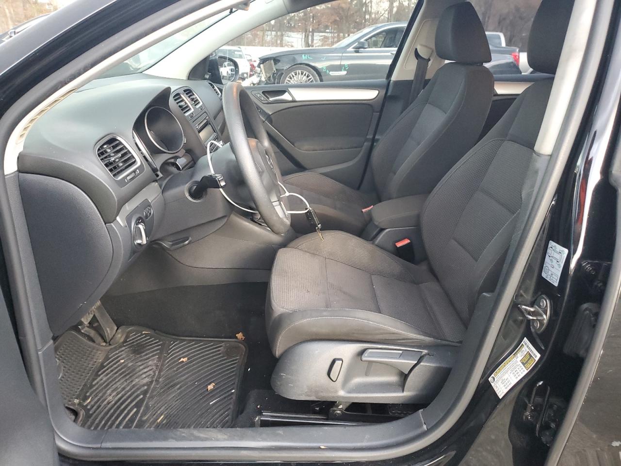 2013 Volkswagen Golf VIN: WVWDB7AJ1DW016528 Lot: 85528104