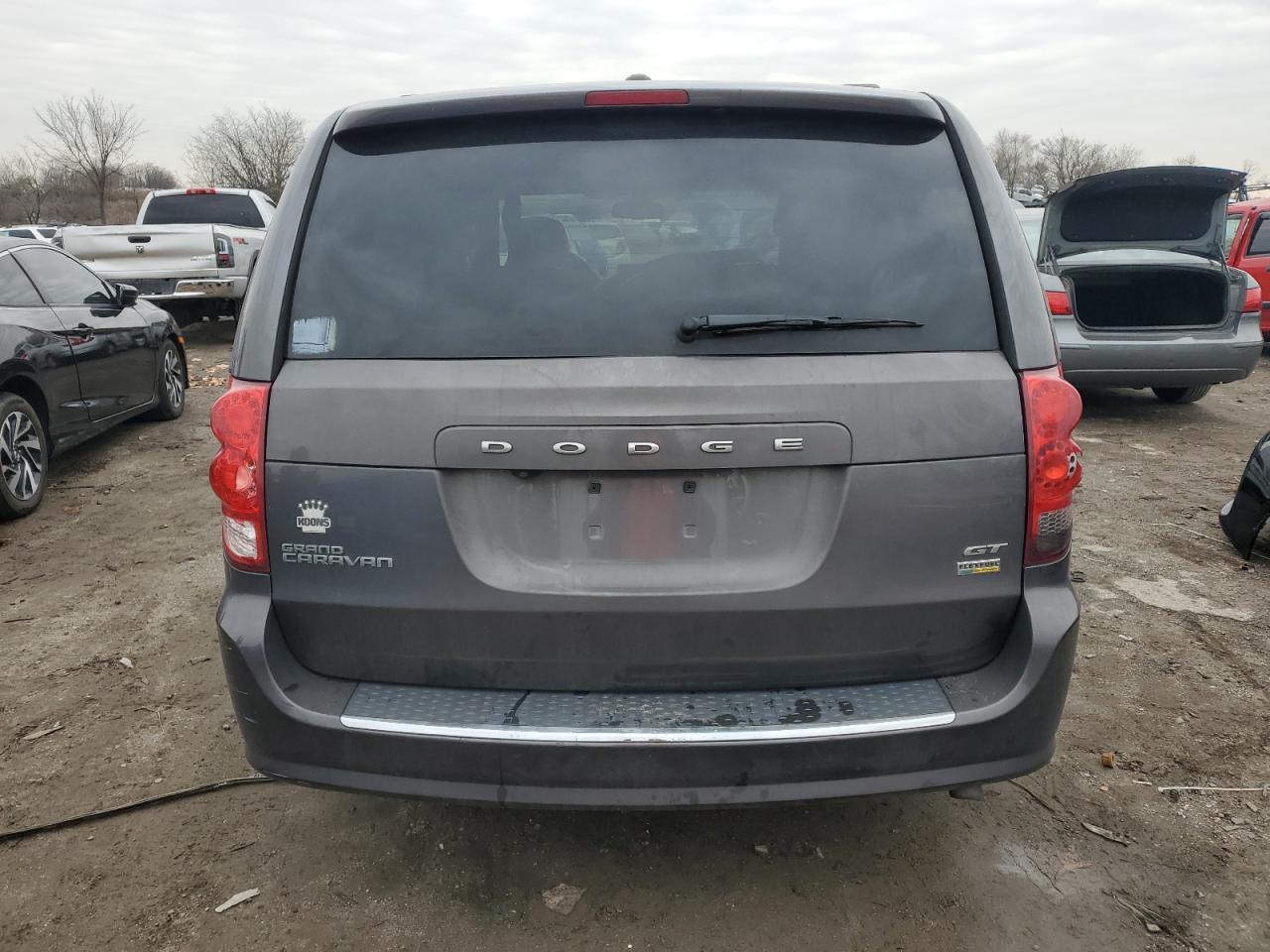 2018 Dodge Caravan - Image 6