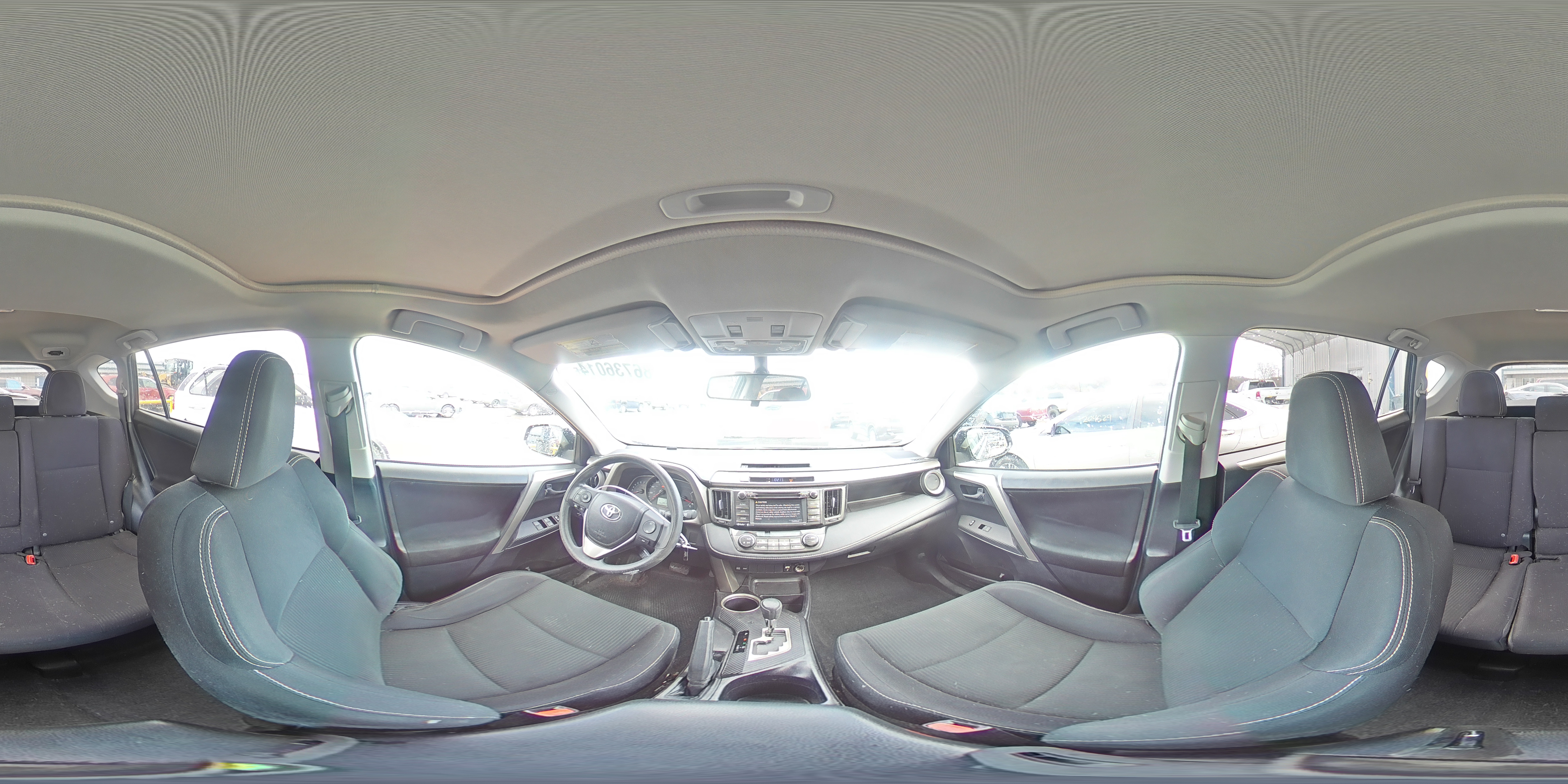 2015 Toyota RAV 4 - Image 16