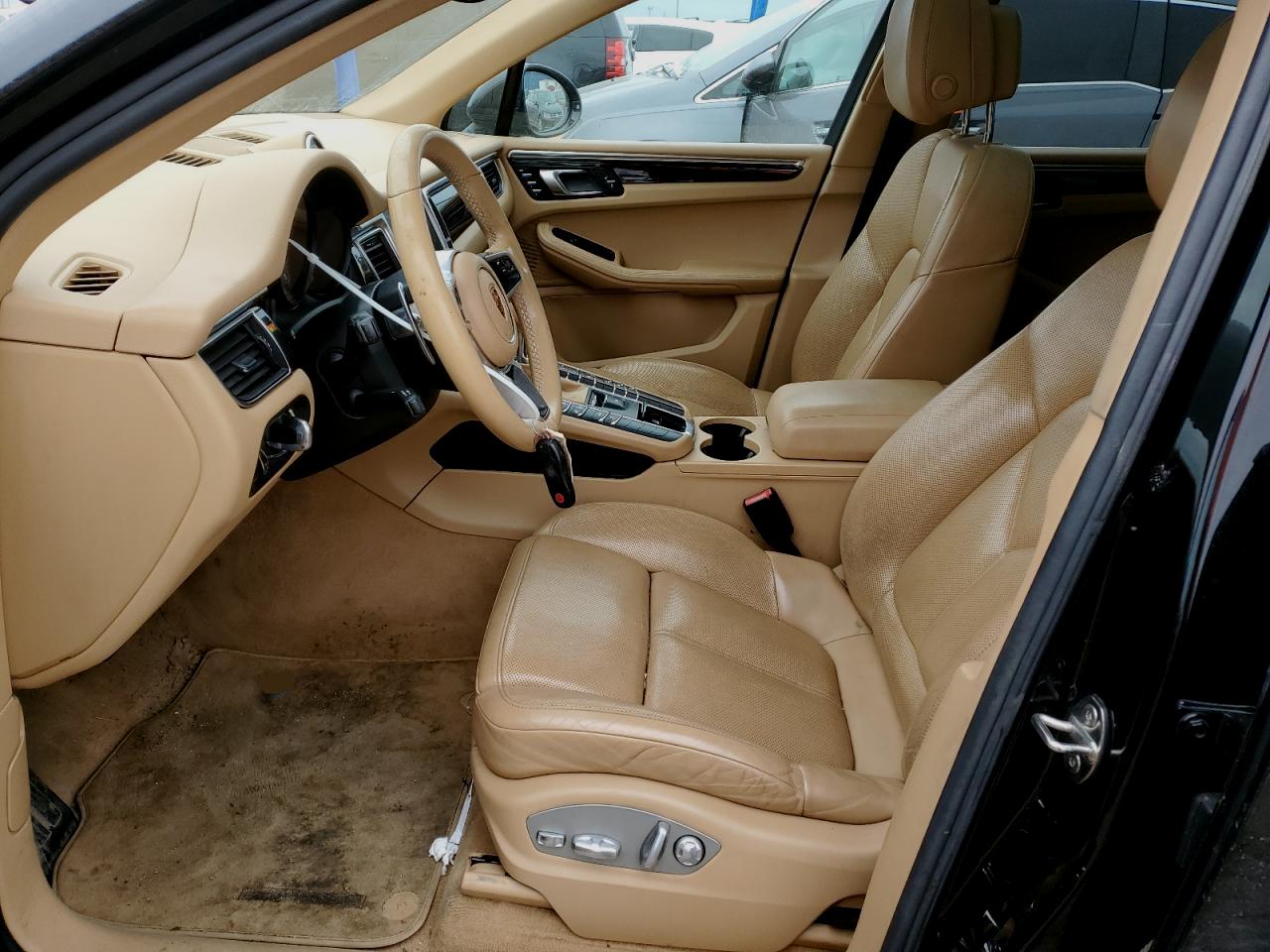 2017 Porsche Macan S VIN: WP1AB2A53HLB14099 Lot: 85723594