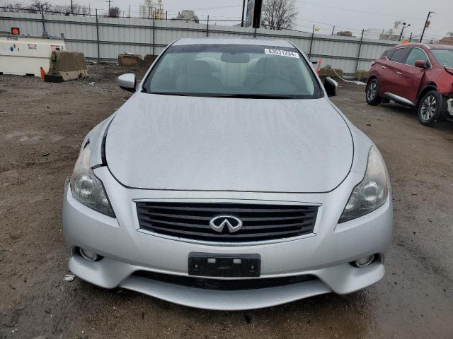  INFINITI G37 2013 Srebrny