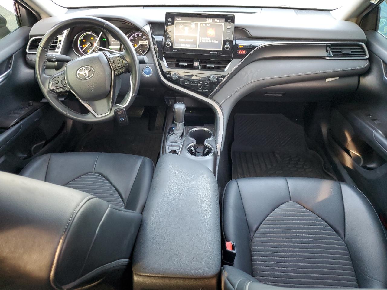 2022 Toyota Camry - Image 8