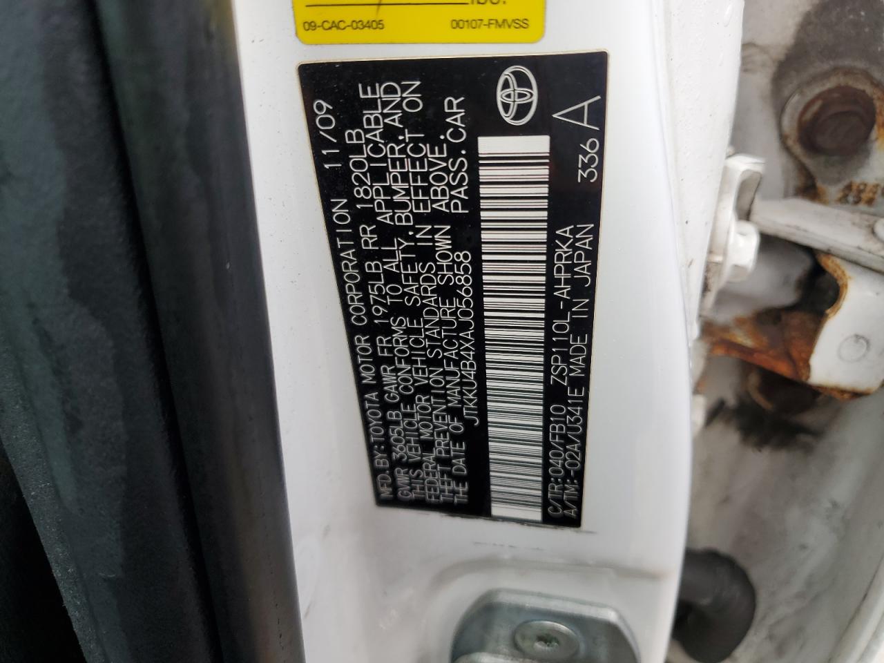 2010 Scion xD - Image 12
