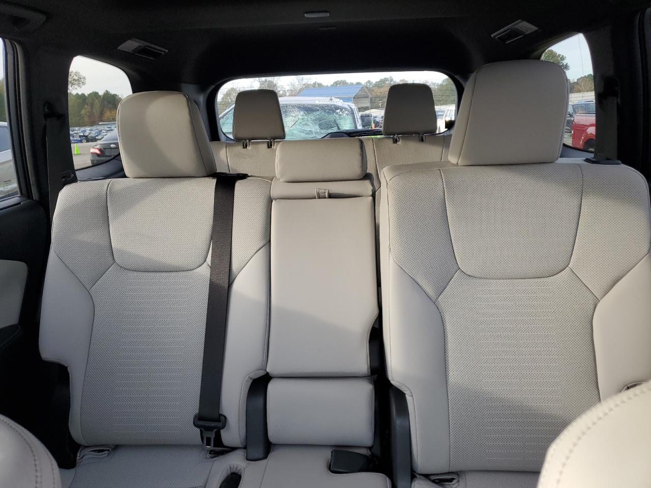 2024 Lexus TX - Image 10