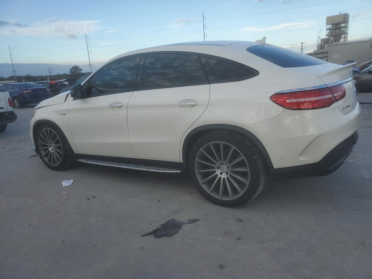 VIN 4JGED6EB8KA138157 2019 MERCEDES-BENZ GLE-CLASS no.2