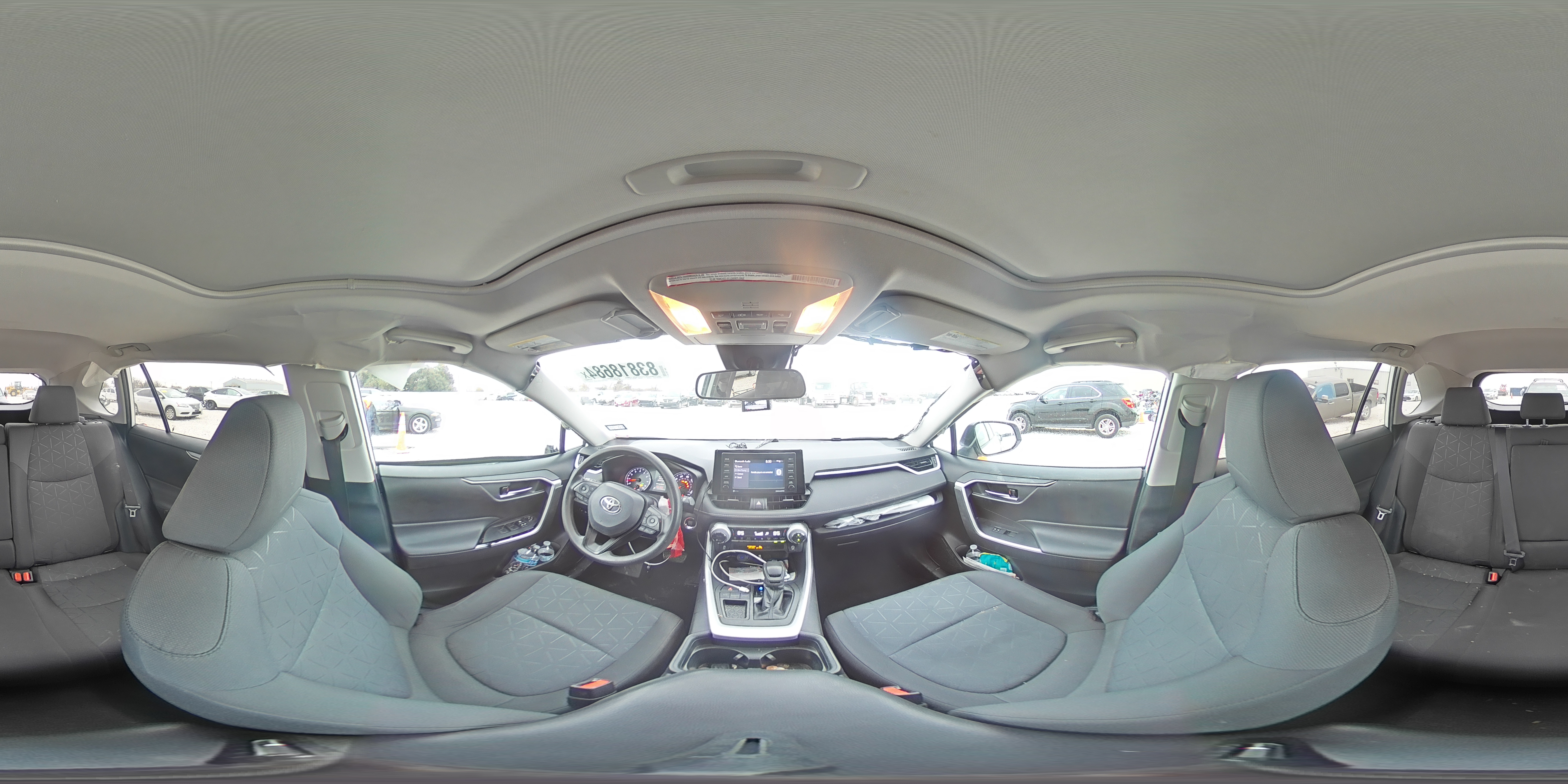 2020 Toyota RAV 4 - Image 13