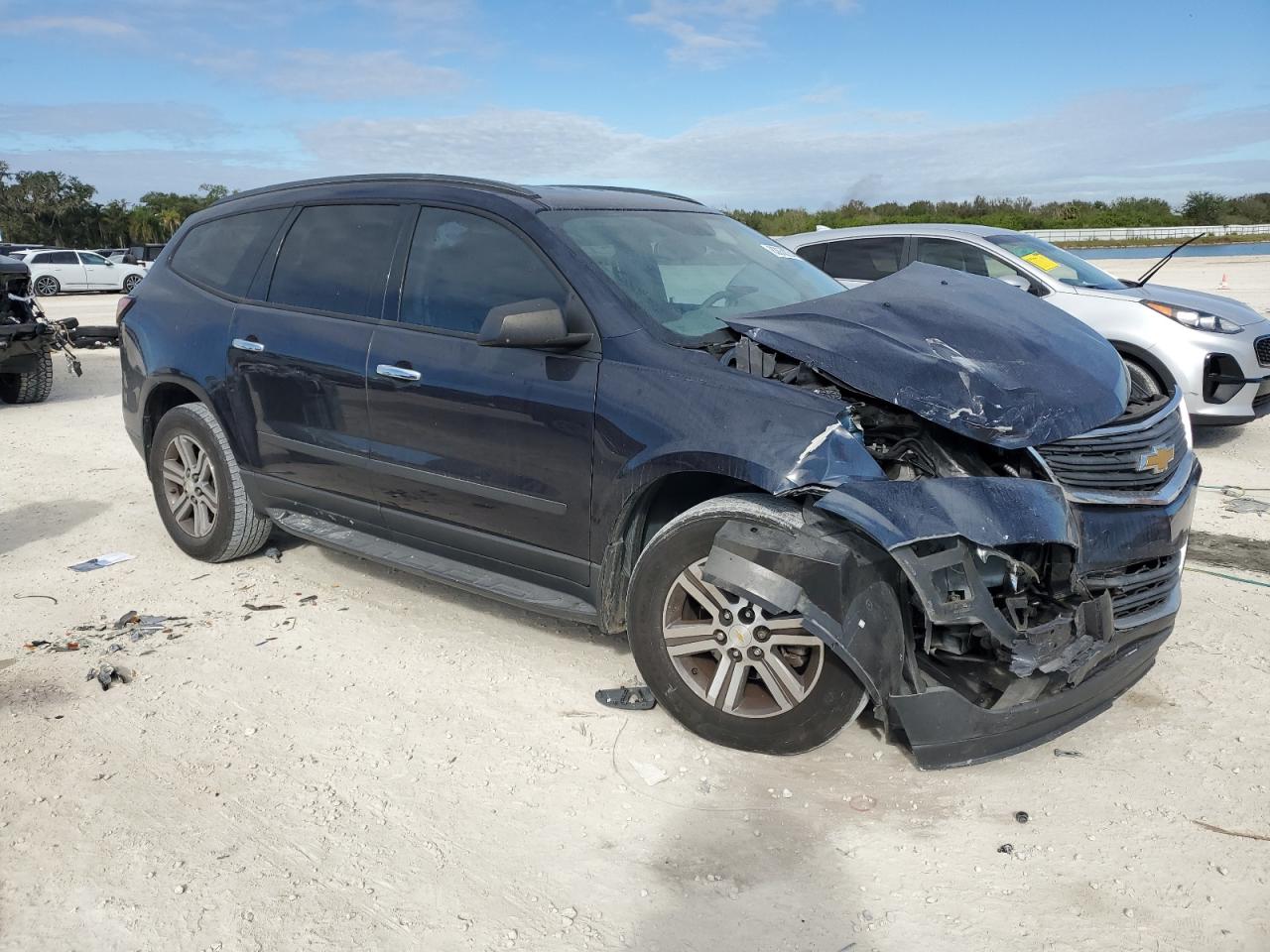 2017 Chevrolet Traverse - Image 4