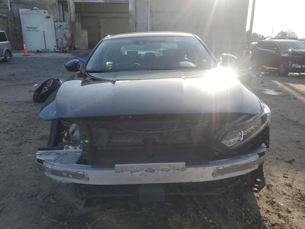 VIN 1HGCV3F18MA015931 2021 HONDA ACCORD no.5