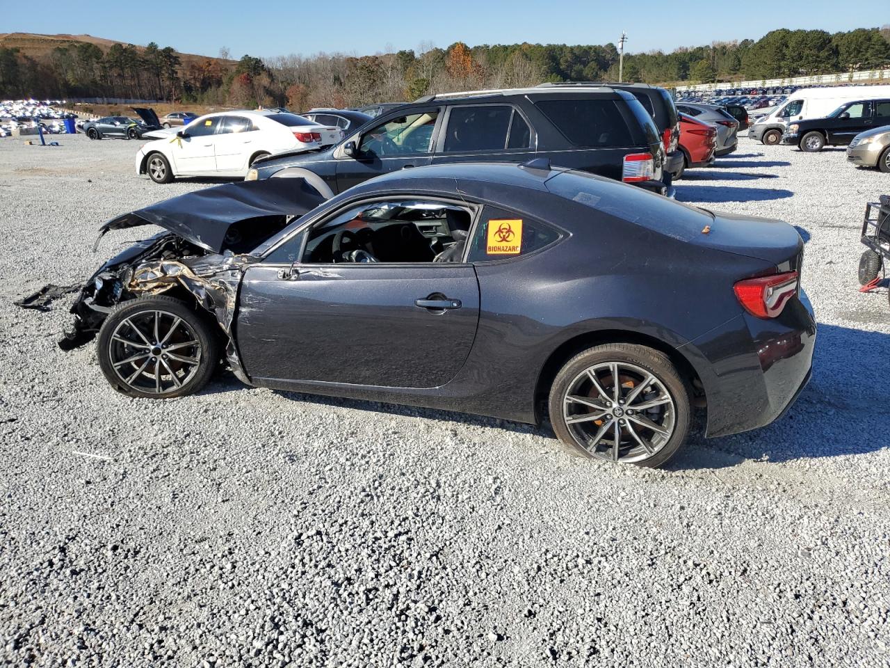 VIN JF1ZNAA10H8705387 2017 TOYOTA 86 no.2