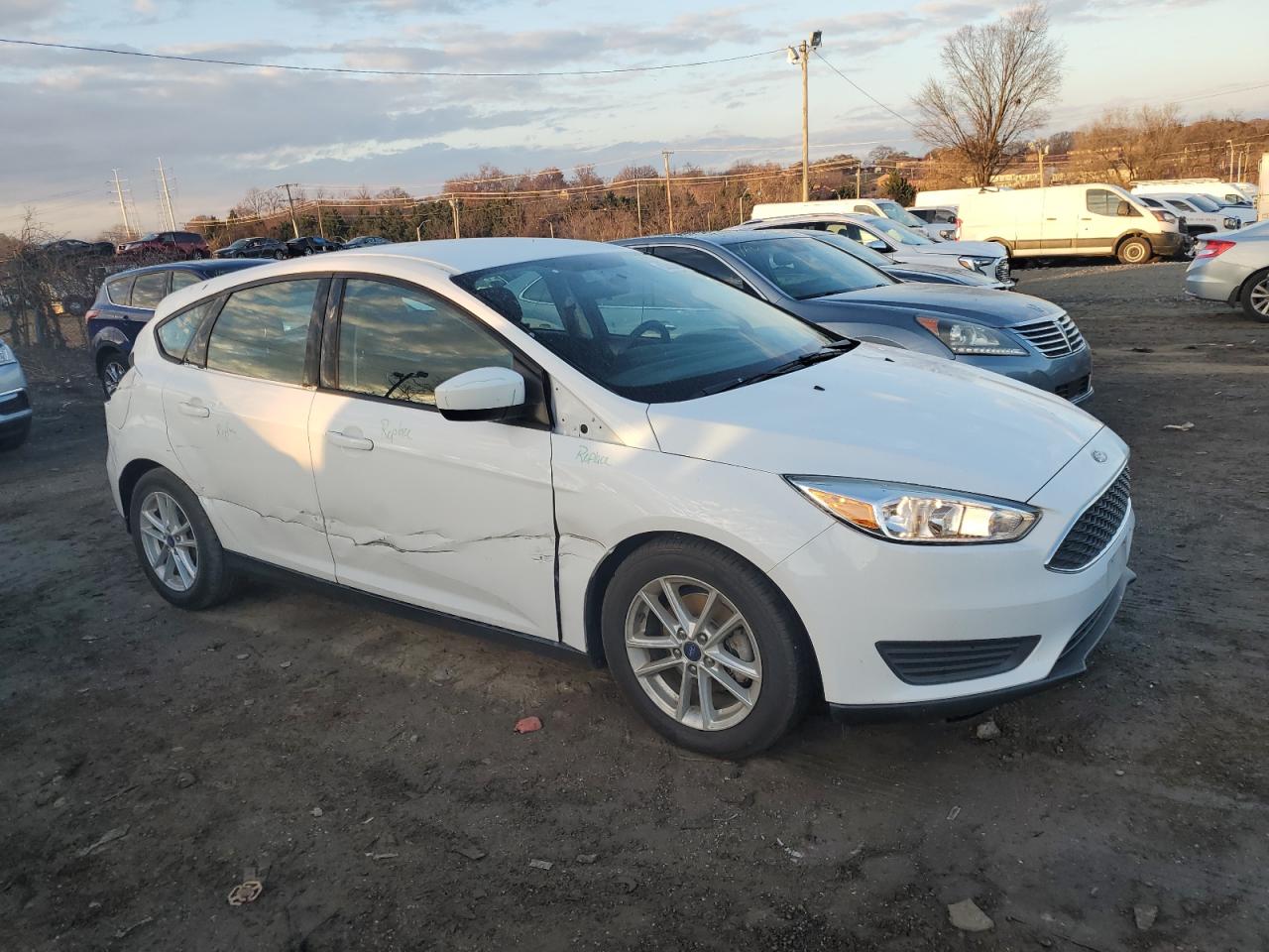 2018 Ford Focus - Image 4