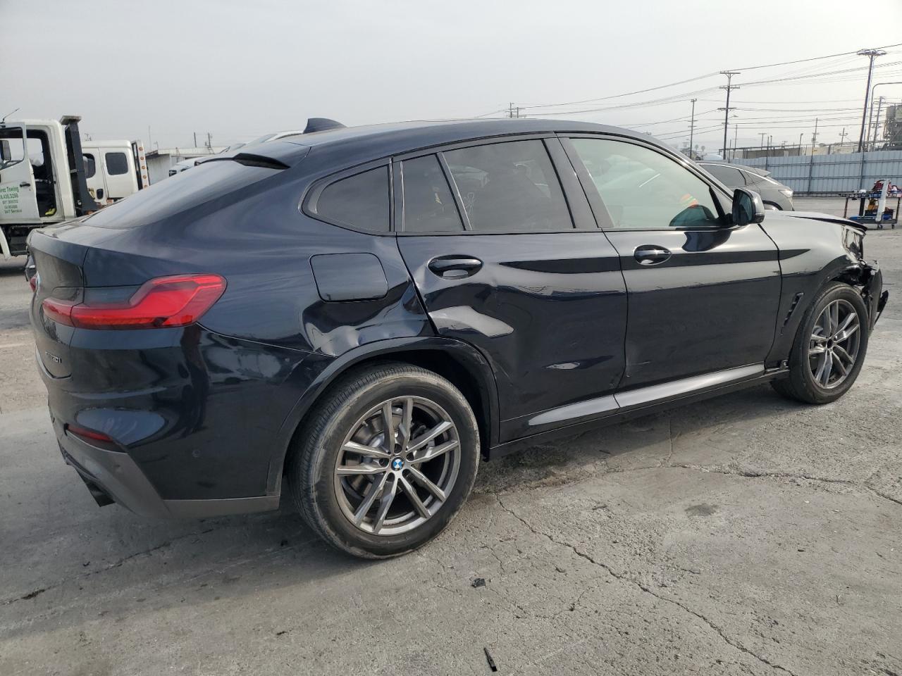 2021 BMW X4 - Image 3