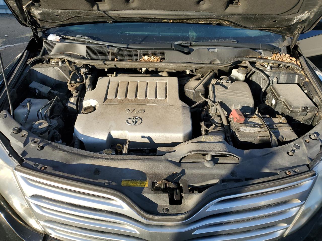 2010 Toyota Venza - Image 12