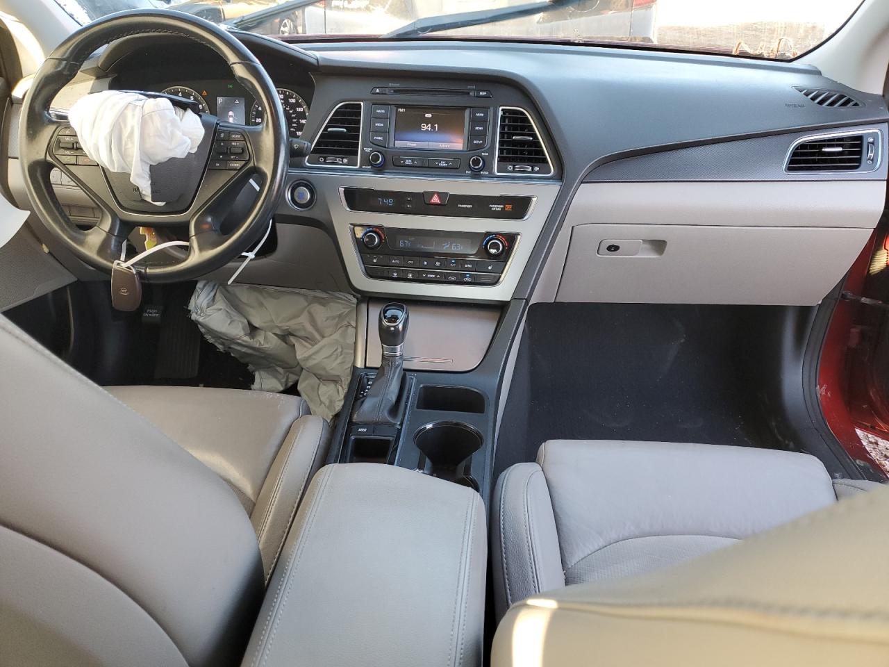 2015 Hyundai Sonata - Image 8
