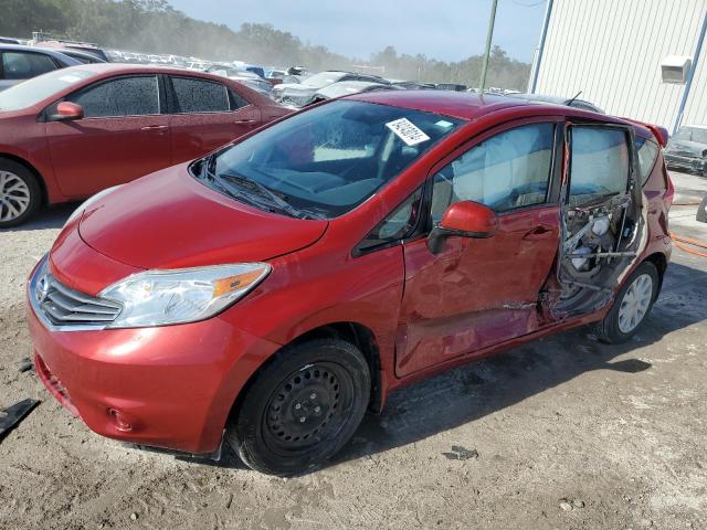  NISSAN VERSA 2014 Czerwony