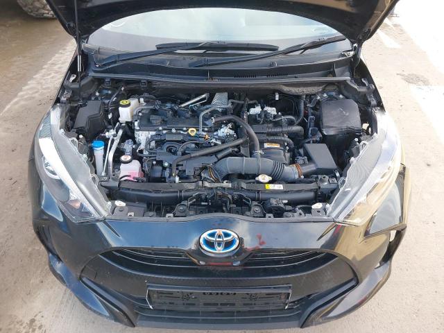 2021 TOYOTA YARIS