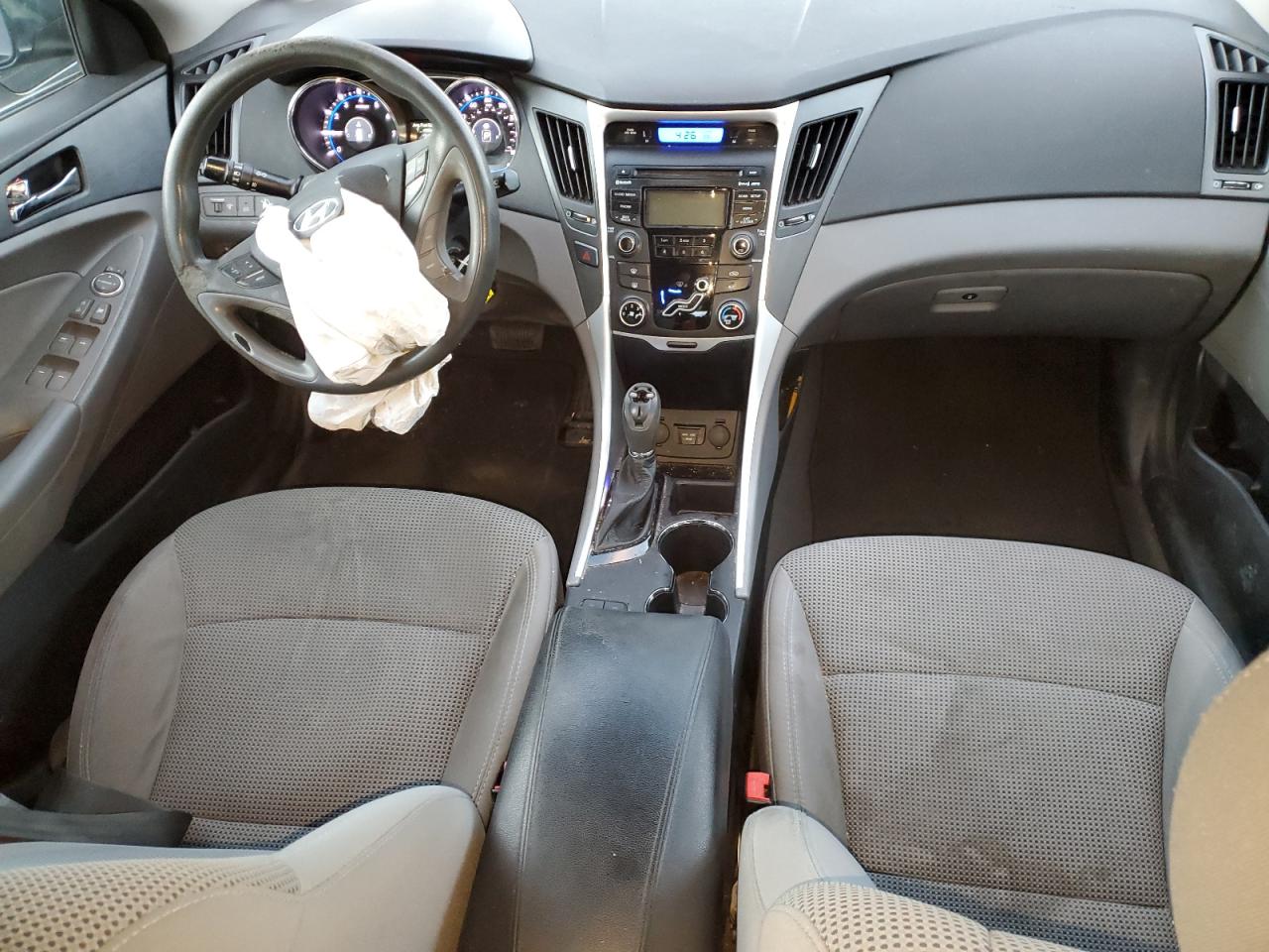 2013 Hyundai Sonata - Image 8