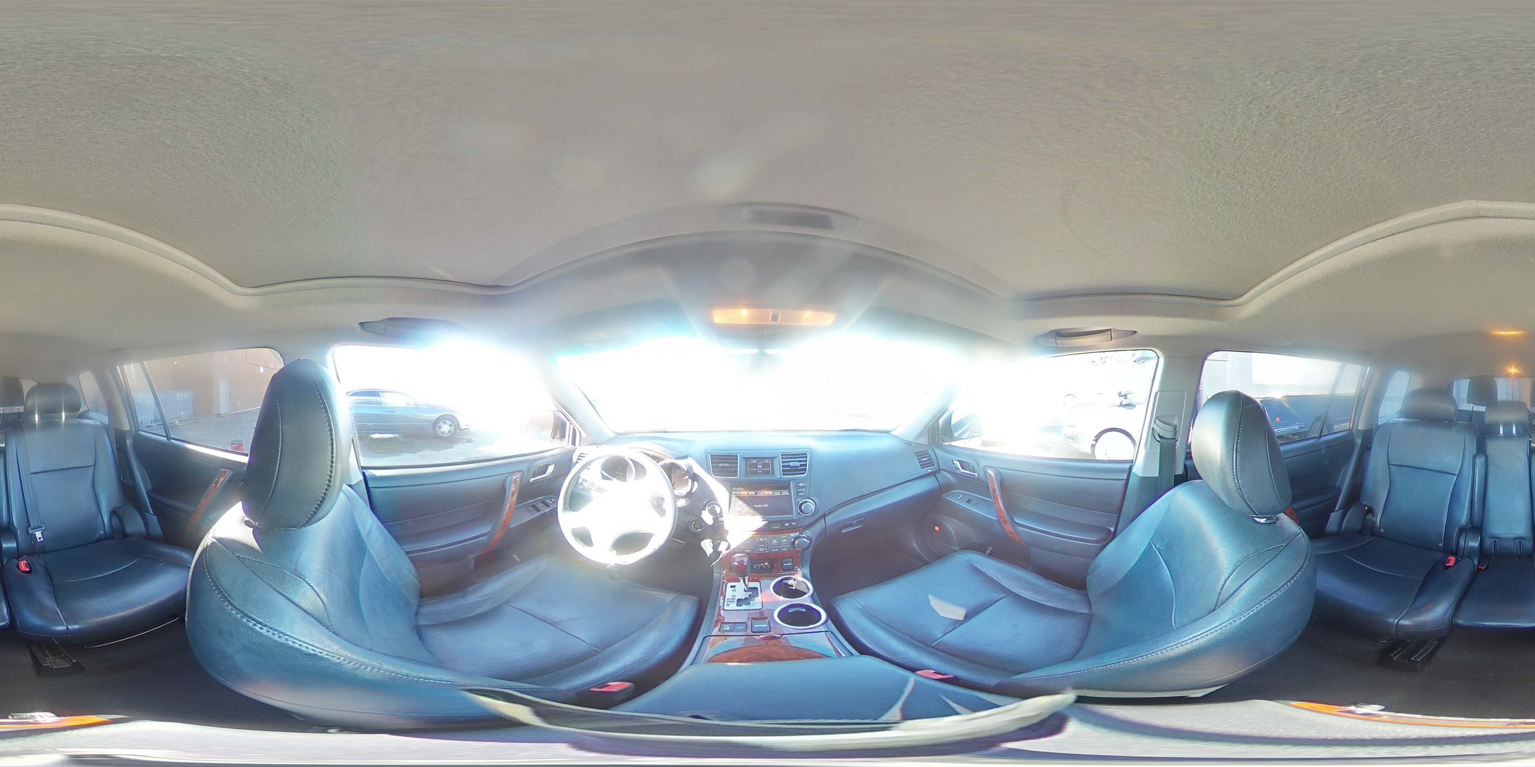2012 Toyota Highlander - Image 13