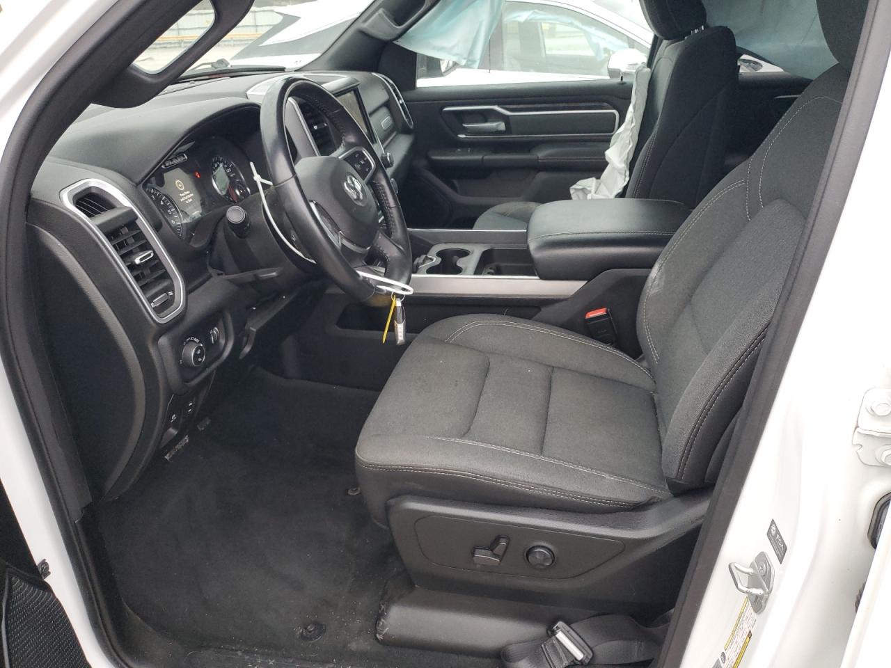 2021 RAM 1500 - Image 7