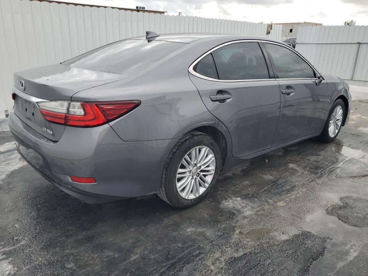 VIN 58ABK1GGXGU025183 2016 LEXUS ES350 no.3