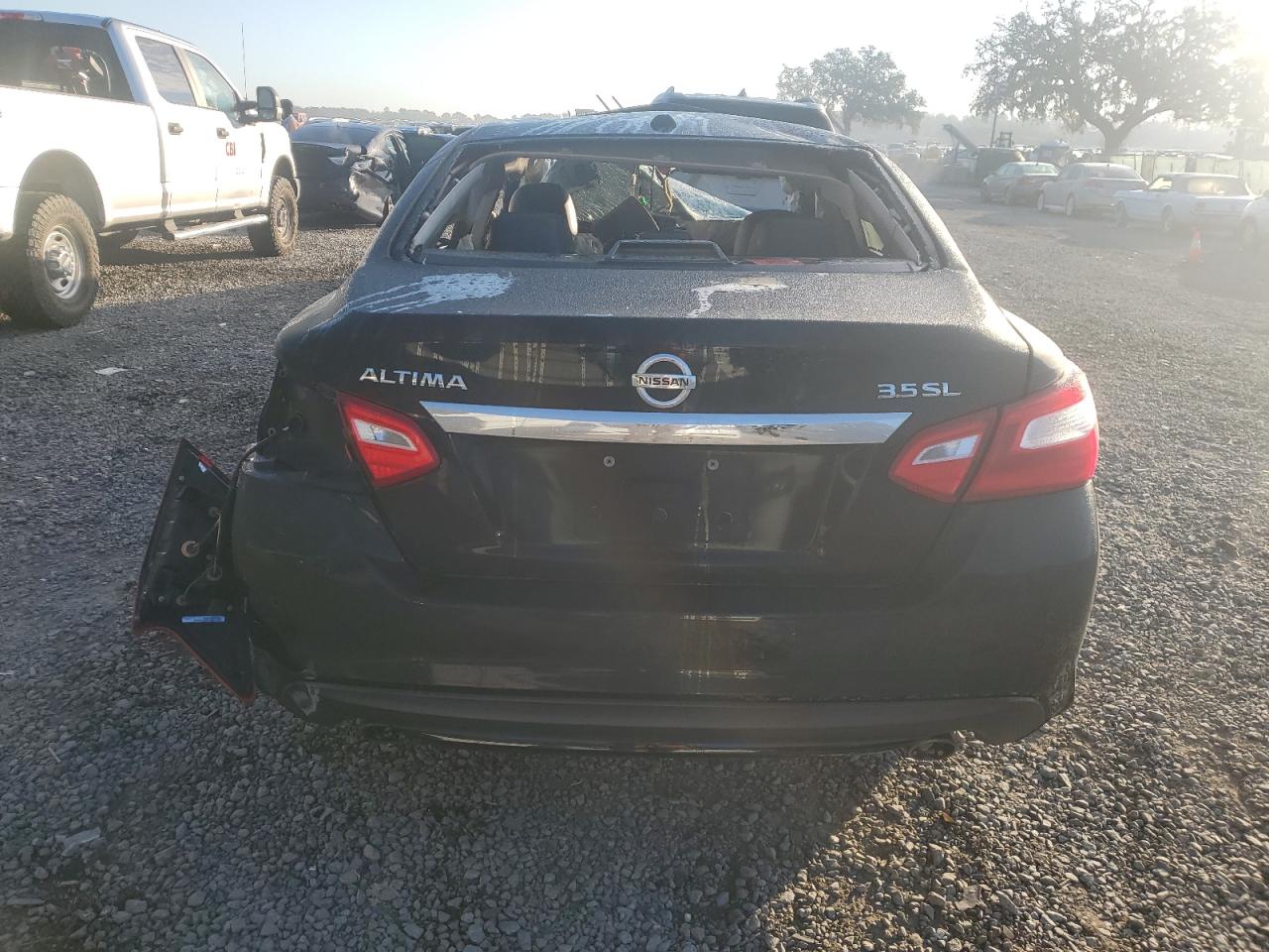 2017 Nissan Altima - Image 6