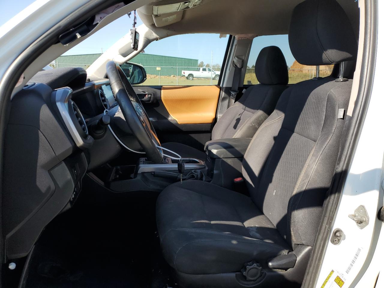 2020 Toyota Tacoma - Image 7