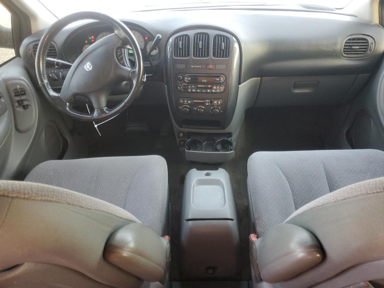 2006 Dodge Caravan - Image 8
