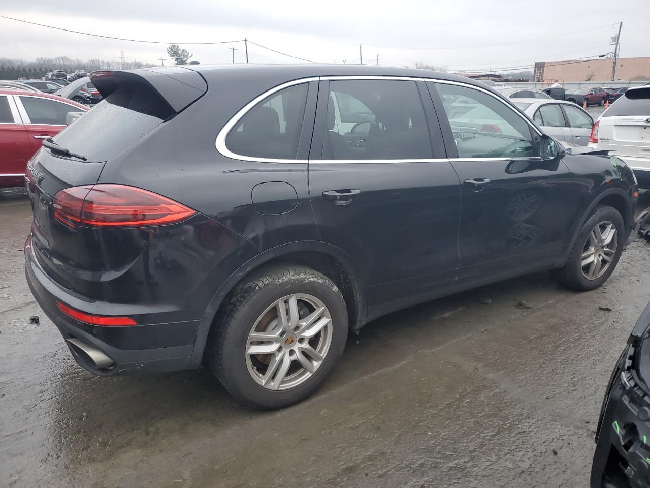 2018 Porsche Cayenne - Image 3