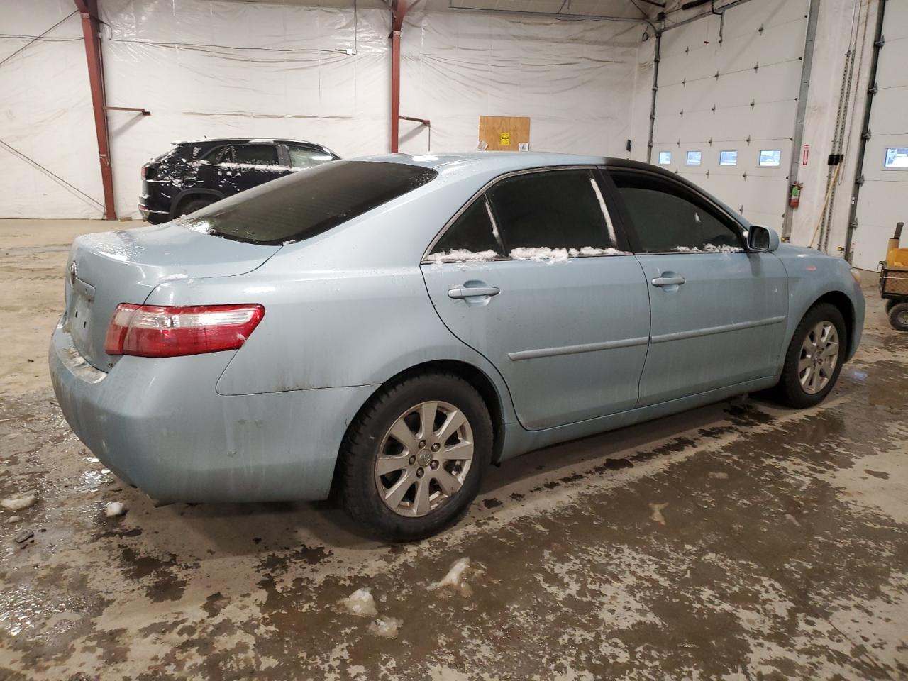 2009 Toyota Camry - Image 3